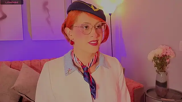 Juliana Saenzz online show from 10-13-25, 03:28