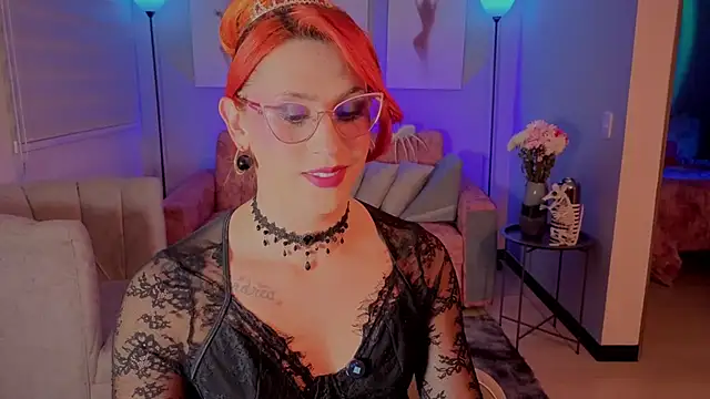 Juliana Saenzz online show from 10-18-25, 04:59