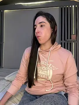 Snapshot of Victoria-And1 chatting on 03-01-25, 02:37 Victoria-And1 online show from 03-01-25, 02:37