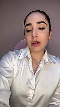 Snapshot of Victoria-And1 chatting on 12-14-25, 02:39 Victoria-And1 online show from 12-14-25, 02:39