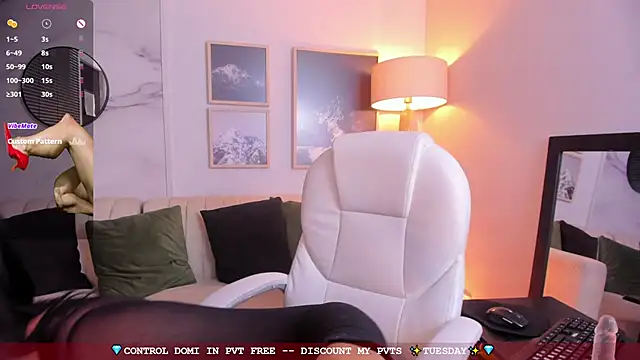 kira moon   online show from 01-29-25, 08:25