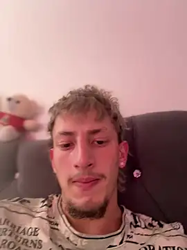 Snapshot of Scott_sex7 chatting on 02-15-26, 07:10 Scott sex7 online show from 02-15-26, 07:10