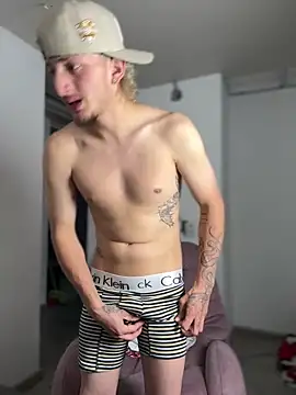 Snapshot of Scott_sex7 chatting on 03-02-26, 05:08 Scott sex7 online show from 03-02-26, 05:08