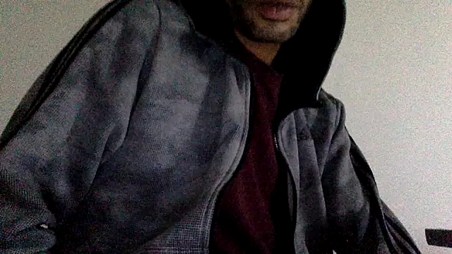 Snapshot of molozeb chatting on 10-03-25, 06:21 molozeb online show from 10-03-25, 06:21