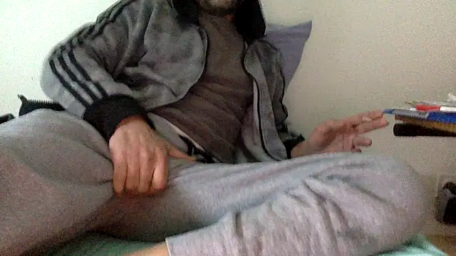 Snapshot of molozeb chatting on 11-21-25, 02:10 molozeb online show from 11-21-25, 02:10