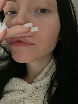 Lisaaa Alisa online show from 03-10-25, 07:07