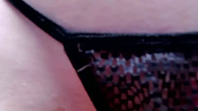 caarlywhitee online show from 10-16-25, 01:50