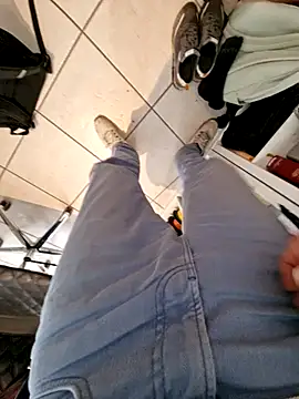 Snapshot of Lorent6969 chatting on 02-16-25, 09:15 Lorent6969 online show from 02-16-25, 09:15