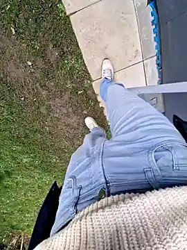 Snapshot of Lorent6969 chatting on 02-17-25, 03:42 Lorent6969 online show from 02-17-25, 03:42