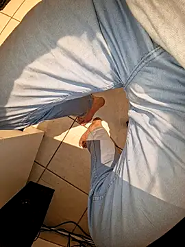 Snapshot of Lorent6969 chatting on 03-14-25, 04:54 Lorent6969 online show from 03-14-25, 04:54