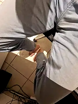 Snapshot of Lorent6969 chatting on 03-21-25, 04:39 Lorent6969 online show from 03-21-25, 04:39