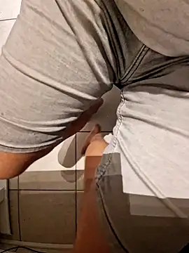 Snapshot of Lorent6969 chatting on 09-21-25, 02:46 Lorent6969 online show from 09-21-25, 02:46