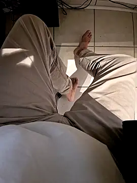 Snapshot of Lorent6969 chatting on 10-06-25, 08:12 Lorent6969 online show from 10-06-25, 08:12