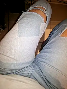 Snapshot of Lorent6969 chatting on 10-15-25, 04:12 Lorent6969 online show from 10-15-25, 04:12