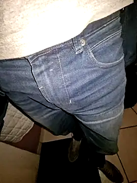 Snapshot of Lorent6969 chatting on 11-14-25, 04:55 Lorent6969 online show from 11-14-25, 04:55