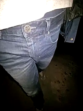 Snapshot of Lorent6969 chatting on 11-15-25, 05:27 Lorent6969 online show from 11-15-25, 05:27