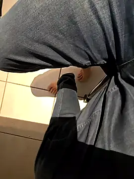 Snapshot of Lorent6969 chatting on 12-02-25, 12:10 Lorent6969 online show from 12-02-25, 12:10