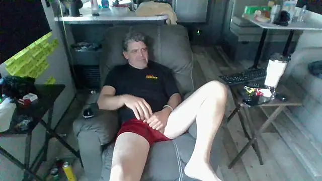 lateniter online show from 10-31-25, 10:22