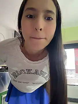 LittleDoll    online show from 05-26-26, 12:12