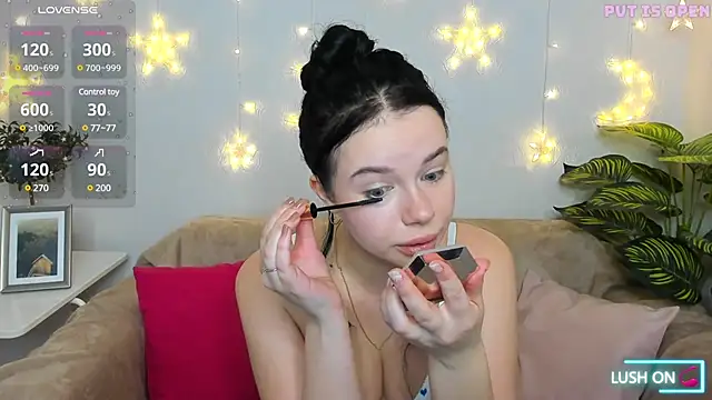 Lori  Hell online show from 02-26-25, 02:37