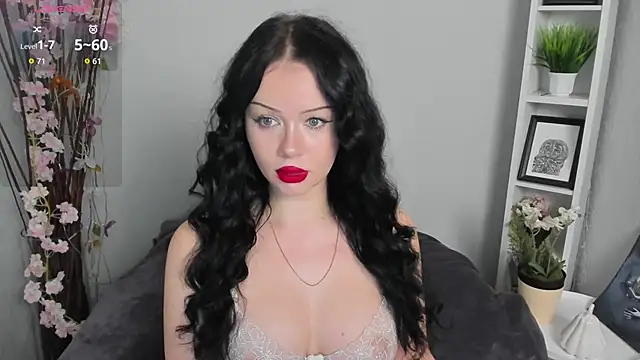 Snapshot of Lori__Hell chatting on 05-14-26, 03:46 Lori Hell online show from 05-14-26, 03:46