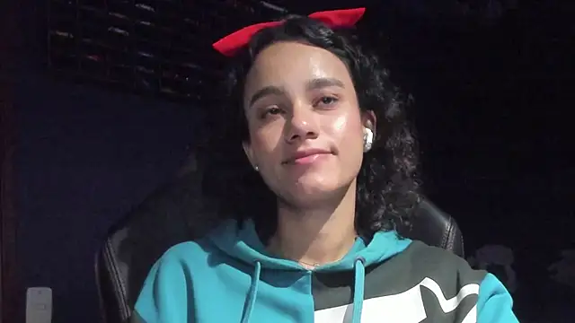 SamanthaWatson online show from 03-23-25, 04:38