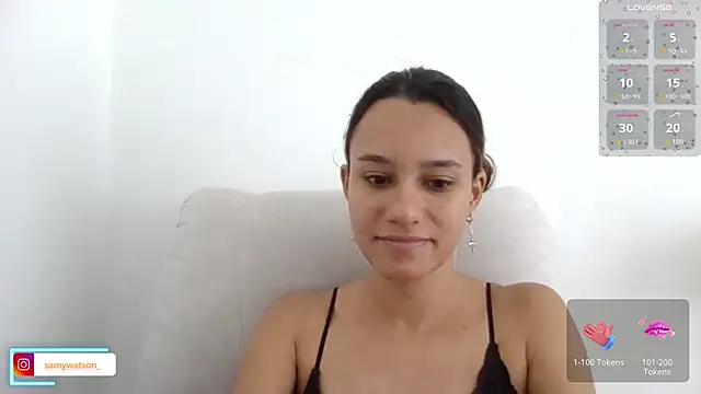 Snapshot of SamanthaWatson chatting on 06-17-26, 01:45 SamanthaWatson online show from 06-17-26, 01:45