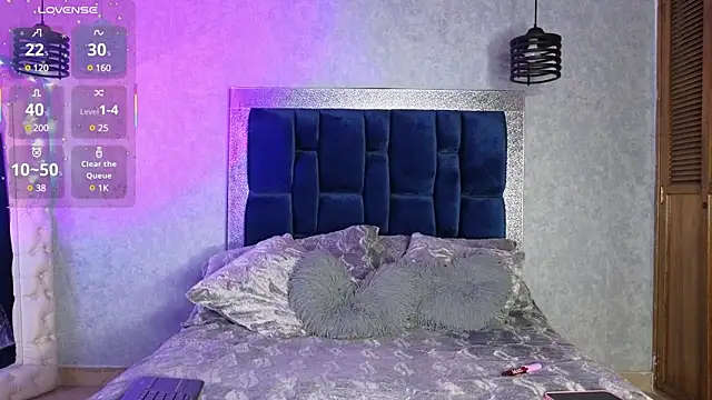 Snapshot of ashley_brend chatting on 03-08-25, 10:13 ashley brend online show from 03-08-25, 10:13