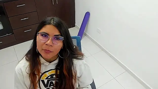 Snapshot of Luna_Dumont chatting on 02-02-25, 11:19 Luna Dumont online show from 02-02-25, 11:19