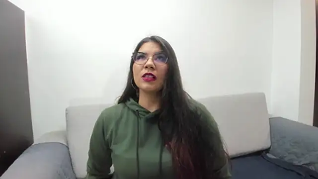 Luna Dumont online show from 12-04-25, 11:08