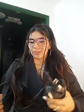 Snapshot of Luna_Dumont chatting on 07-08-26, 11:15 Luna Dumont online show from 07-08-26, 11:15