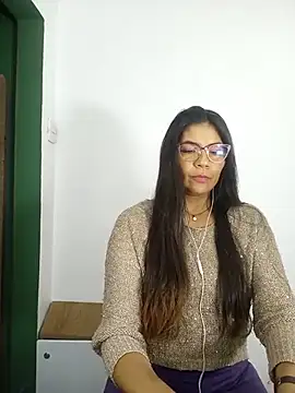 Snapshot of Luna_Dumont chatting on 07-16-26, 11:16 Luna Dumont online show from 07-16-26, 11:16