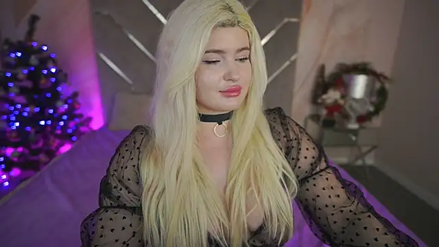 CocoSecretss online show from 01-03-25, 11:14