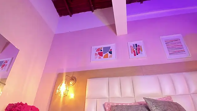 Dollar-girl online show from 01-27-25, 12:16