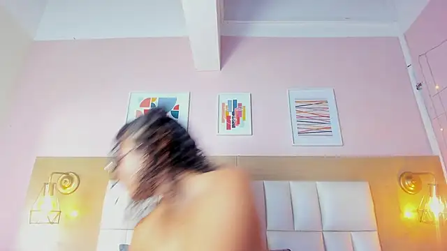 Dollar-girl online show from 03-10-25, 07:40