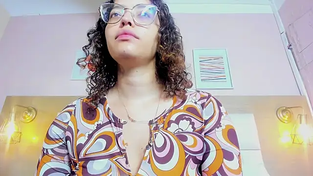 Dollar-girl online show from 03-17-25, 12:04