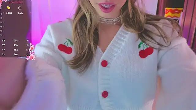 Snapshot of NATAASHA___ chatting on 09-18-25, 03:19 NATAASHA online show from 09-18-25, 03:19