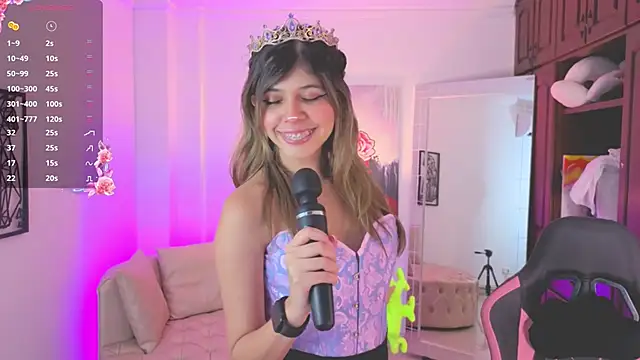 Snapshot of NATAASHA___ chatting on 10-15-25, 03:39 NATAASHA online show from 10-15-25, 03:39