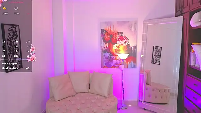 Snapshot of NATAASHA___ chatting on 10-24-25, 03:47 NATAASHA online show from 10-24-25, 03:47