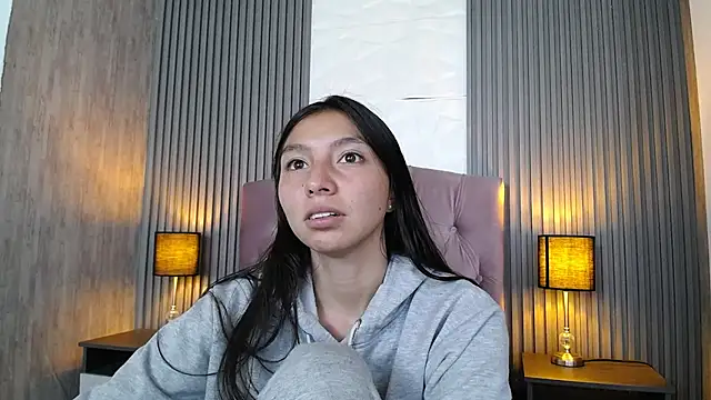 Snapshot of kendall_saenz chatting on 03-05-25, 07:49 kendall saenz online show from 03-05-25, 07:49