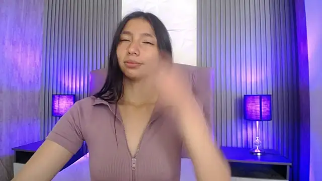 Snapshot of kendall_saenz chatting on 03-15-25, 01:29 kendall saenz online show from 03-15-25, 01:29