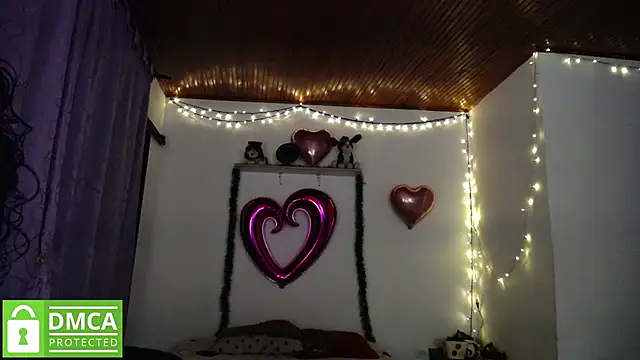 Mr MrsCurie online show from 12-28-24, 11:37