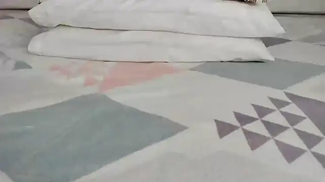 Snapshot of maybelline69 chatting on 03-13-25, 03:17 maybelline69 online show from 03-13-25, 03:17