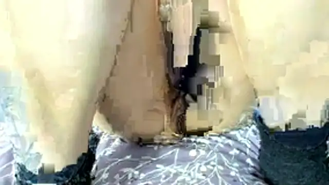 Snapshot of maybelline69 chatting on 11-17-25, 05:02 maybelline69 online show from 11-17-25, 05:02