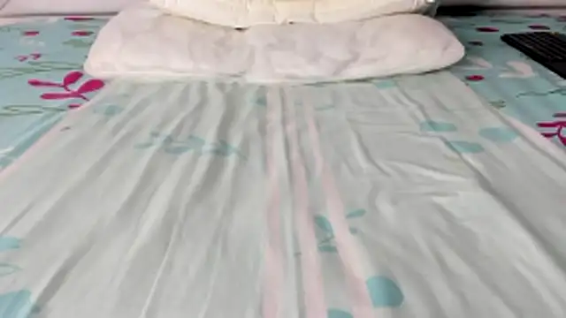 Snapshot of maybelline69 chatting on 11-21-25, 07:12 maybelline69 online show from 11-21-25, 07:12