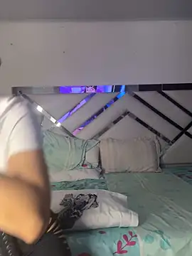 maybelline69 online show from 04-09-26, 06:19