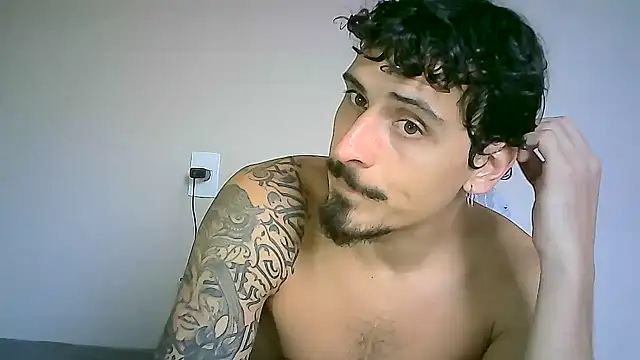 Snapshot of milkoffe chatting on 12-03-24, 05:01 milkoffe online show from 12-03-24, 05:01