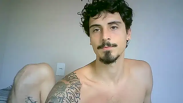 Snapshot of milkoffe chatting on 12-04-24, 04:49 milkoffe online show from 12-04-24, 04:49