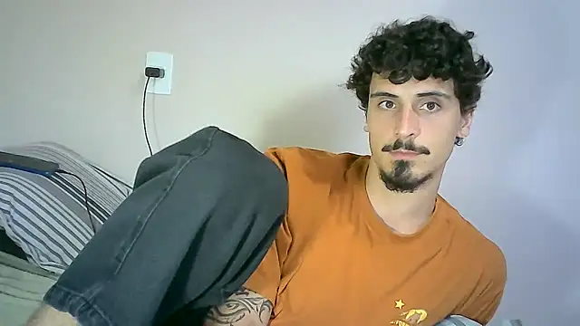 Snapshot of milkoffe chatting on 12-10-24, 08:49 milkoffe online show from 12-10-24, 08:49