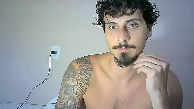 Snapshot of milkoffe chatting on 01-09-25, 11:02 milkoffe online show from 01-09-25, 11:02